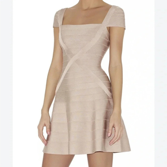 NWT Herve Leger Makayla Dress Rare Beige Nude Bandage XS NEW Mini - Picture 9 of 9
